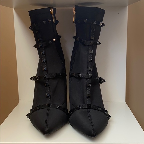 Zip up ankle bootie (Size: US 5.5) - Picture 4 of 4